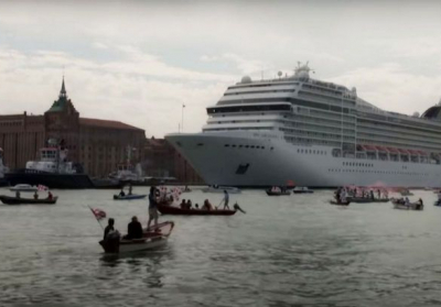 Жителі Венеції виступили проти повернення круїзних лайнерів
