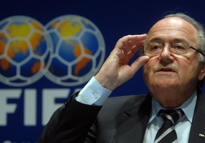 Блаттер йде з посади президента ФІФА