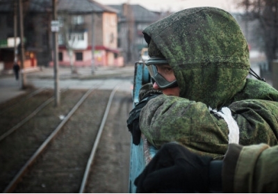 На Луганщине 2 вагона сошли с рельсов в результате подрыва террористами поезда