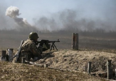 З початку доби на Донбасі поранено п'ятьох українських військових, - штаб АТО