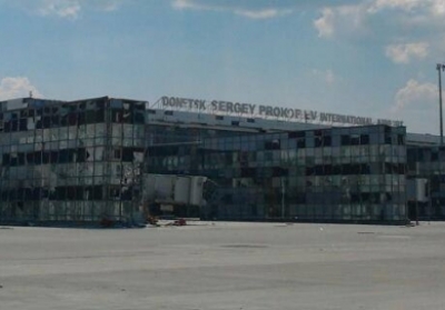 Донецький аеропорт залишається під контролем сил АТО, - прес-центр