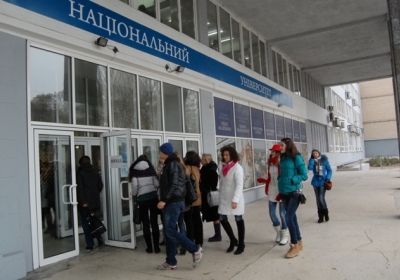 Декани двох факультетів Донецького університету саботують переїзд ВНЗ до Вінниці 