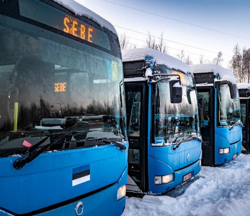 Естонія відправила Україні ще 11 автобусів з генераторами і енергообладнанням