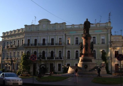 Суд вирішив залишити пам'ятник Катерині II у центрі Одеси