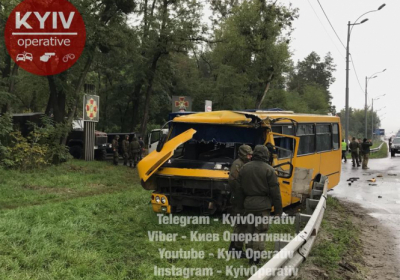 Автобус Нацгвардії потрапив у ДТП на Київщині: загинув один військовий, ще восьмеро травмовані