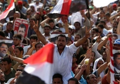 Тысячи митингующих собрались на площади Тахрир в Каире