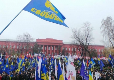 Київський Євромайдан стартував багатотисячною ходою від парку Шевченка (фото)