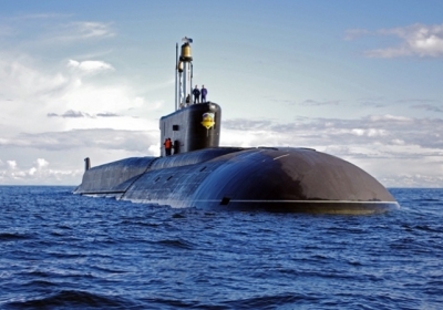 У берегов Латвии зафиксированы корабль и субмарина ВМС России