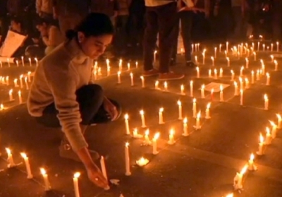 Сегодня поляки зажгут свечи в знак скорби по погибшим на Майдане