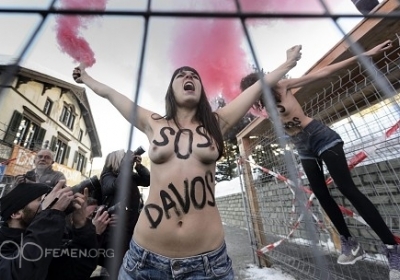 FEMEN атакували форум у Давосі (фото)