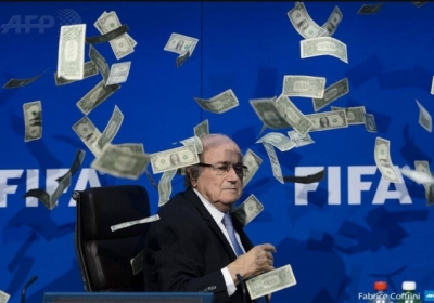 Провідні спонсори ФІФА вимагають негайної відставки Блаттера