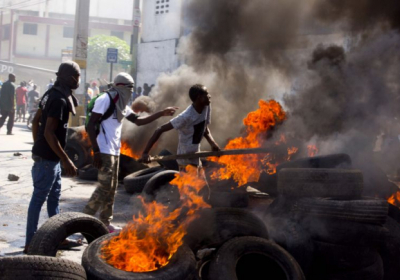 Во время акции протеста на Гаити погибли шесть человек