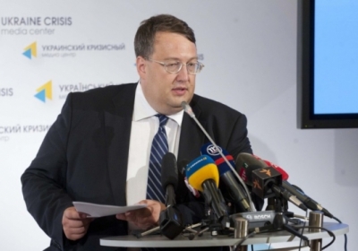 Європа фактично оголосила ембарго на поставки будь-якого озброєння в Україну, - Геращенко