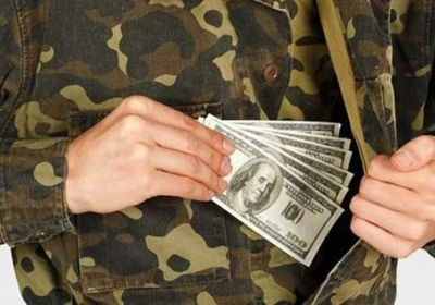 Міліція затримала посадовця військового комісаріату Хмельниччини на хабарі $2 тисячі