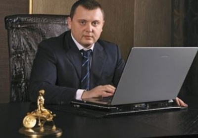 Майно Гречківського, включаючи елітне авто Maybach, арештували, - Луценко
