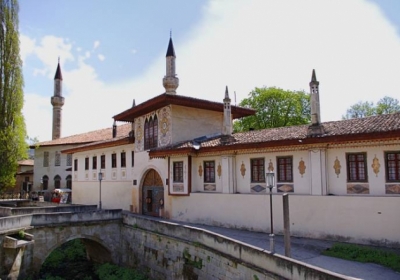 Поліція Криму відкрила провадження щодо руйнування Ханського палацу в Бахчисараї
