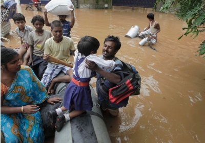 В Індії два мільйони людей залишили свої домівки через повені