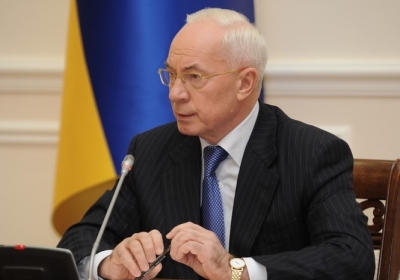 Азаров спихнул невыплату соцпомощи на Евромайдан