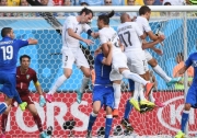 Годін вириває перемогу в Італії: Уругвай йде у плей-офф, - відео