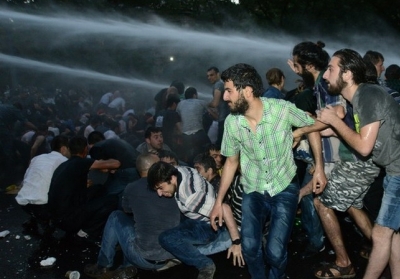 Генпрокуратура Вірменії просить розслідувати розгін демонстрантів водометами 23 червня