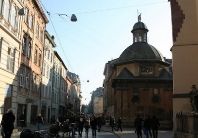 У Львові затримали двох чоловіків, причетних до масштабної афери з комунальною власністю