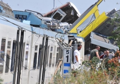 Стала известна предварительная причина столкновения поездов в Италии