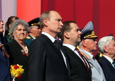В Кремлі вирішили запросити Зеленського на святкування 9 травня у Москві