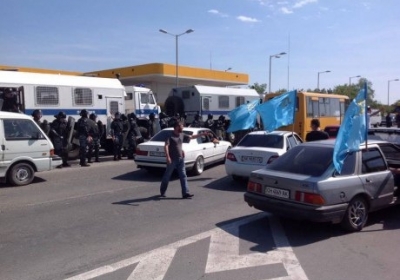 В Крыму задержали 60 участников автопробега в память о депортации крымских татар