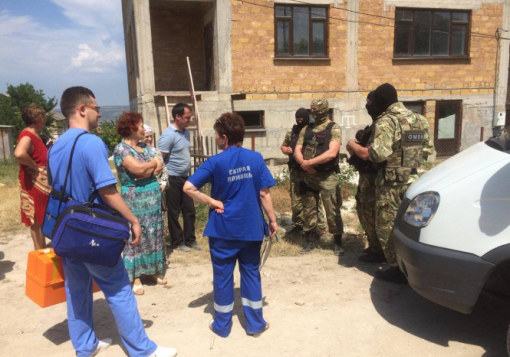 У Криму силовики провели обшук в будинку дружини водія Джемілєва, - ОНОВЛЕНО
