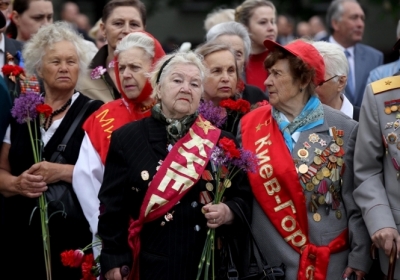 9 Травня в Україні: гуляння, паради та заборона масових акцій (фото)