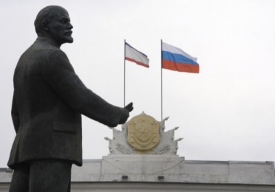Жители Славянска хотят продать на аукционе памятник Ленину