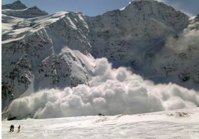 Рятувальники попередили про велику ймовірність сходження лавин у західних областях України