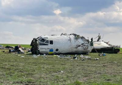 З'явилися відео з місця та деталі падіння літака Ан-26