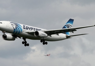 Перед катастрофою літак EgyptAir розвернувся на 360 градусів