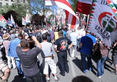 В Угорщині близько тисячі людей вийшли на антиєврейські демонстрації 