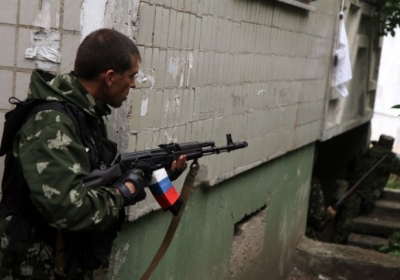 Из воинской части Луганска террористы похитили 22 машины и 31 автомат