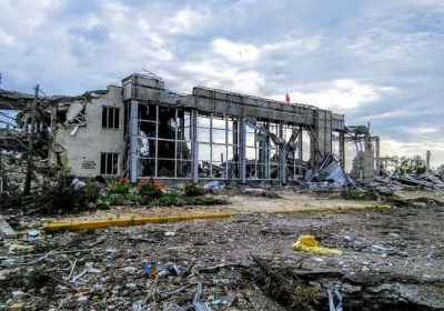 З'явилися моторошні фото знищеного Луганського аеропорту
