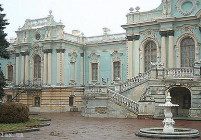 Правительство выделило 100 миллионов гривен на реставрацию Мариинского дворца в Киеве