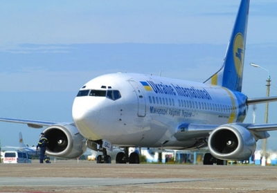 Обсяги пасажирських перевезень українських авіакомпаній зросли втричі