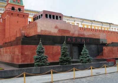 РПЦ виступила за поховання тіла Леніна