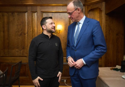 Мерц попросив Зеленського не випускати чоловіків призовного віку з України