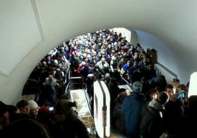 Невідомий знову повідомив про замінування метро у Києві