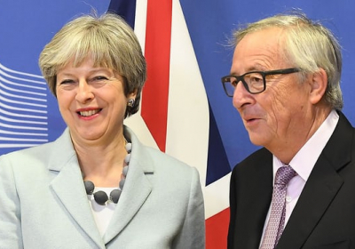 Мэй и Юнкер провели экстренную встречу по Brexit