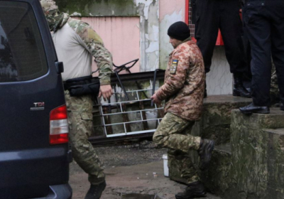 ФСБ допитала ще двох полонених українських моряків, - Полозов