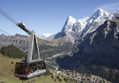У Швейцарії 400 туристів евакуювали з гори через несправність фунікулера
