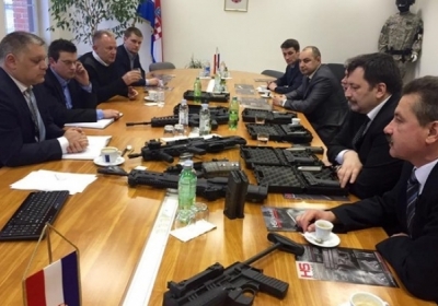 МВС України закупило сотню хорватських пістолетів