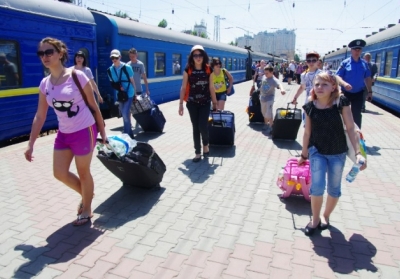 Количество переселенцев из Крыма и Донбасса выросло до 194,4 тыс, - ГСЧС