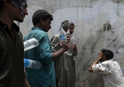 У Пакистані від спеки померло понад тисячу людей
