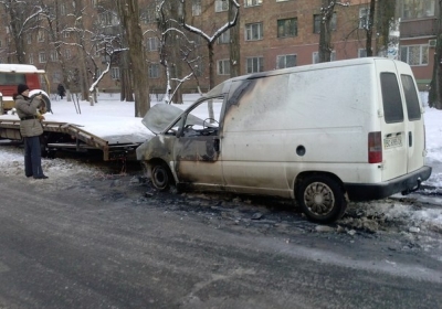 У Києві палять машини з львівськими номерами, - фото, відео