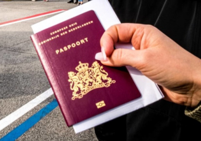 Шахрайство та помилки при видачі паспортів виявили у Нідерландах
